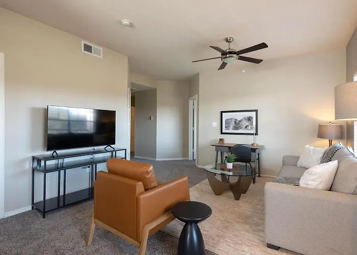 Apartment Landing Modern With Amazing Amenities Round Rock