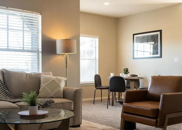 Apartment Landing Modern With Amazing Amenities Round Rock