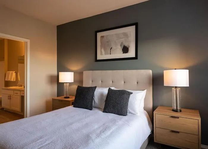 Landing Modern With Amazing Amenities Round Rock