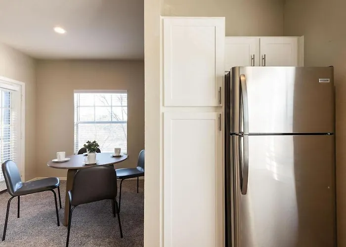 Landing Modern With Amazing Amenities * Round Rock